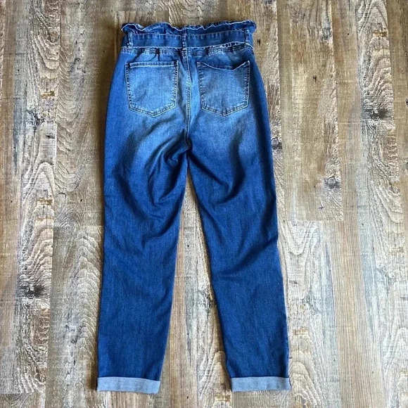 Almost  Famous Jeans - Picture 5 of 7